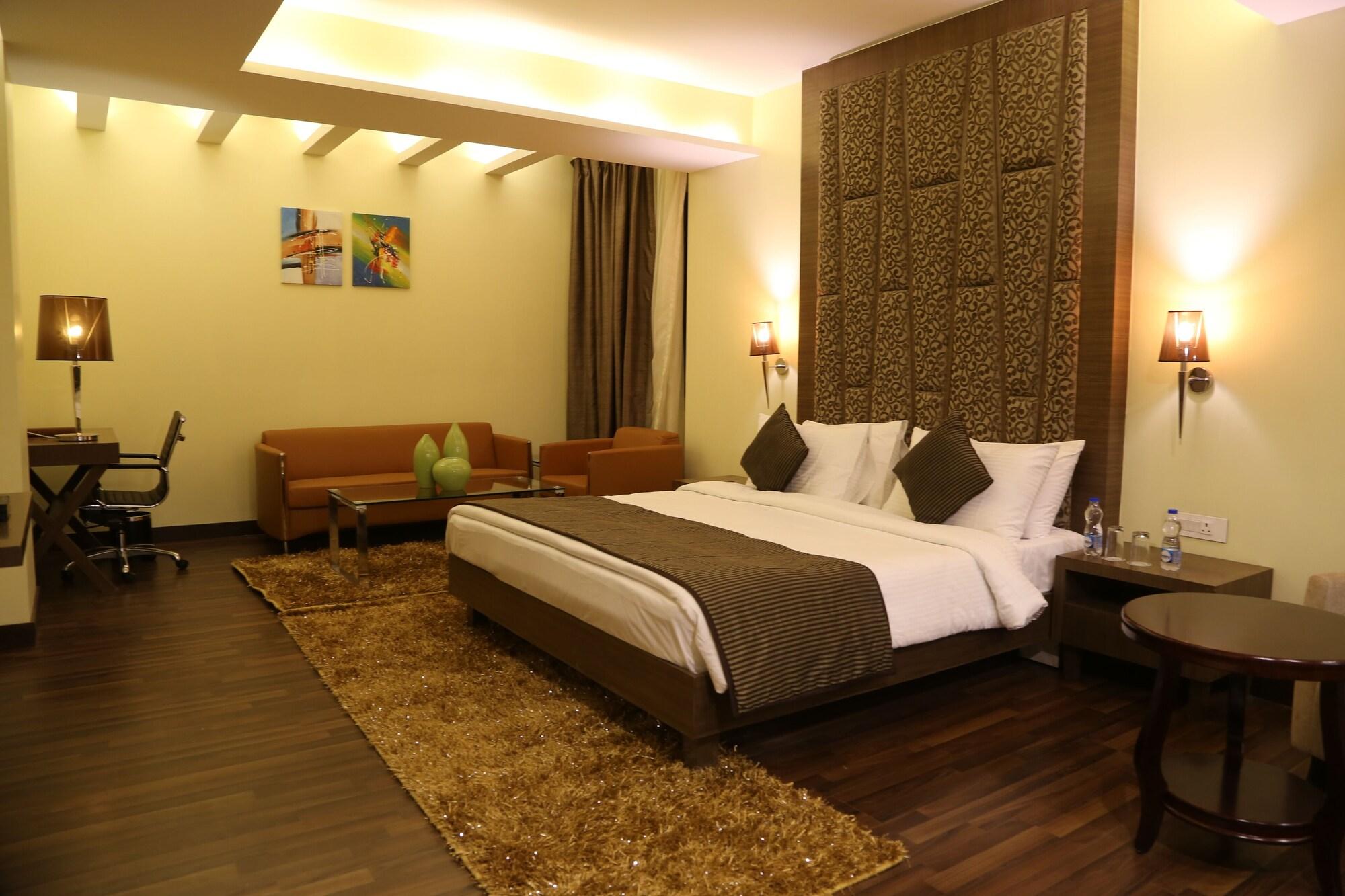Отель The Fern Residency Mundra Экстерьер фото